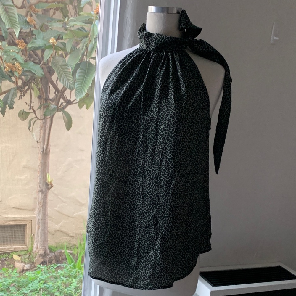 BNWT VERONICA M halter top